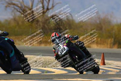 media/Apr-17-2022-CVMA (Sun) [[f474cfa795]]/Race 14 500 Supersport-350 Supersport (Holeshot)/